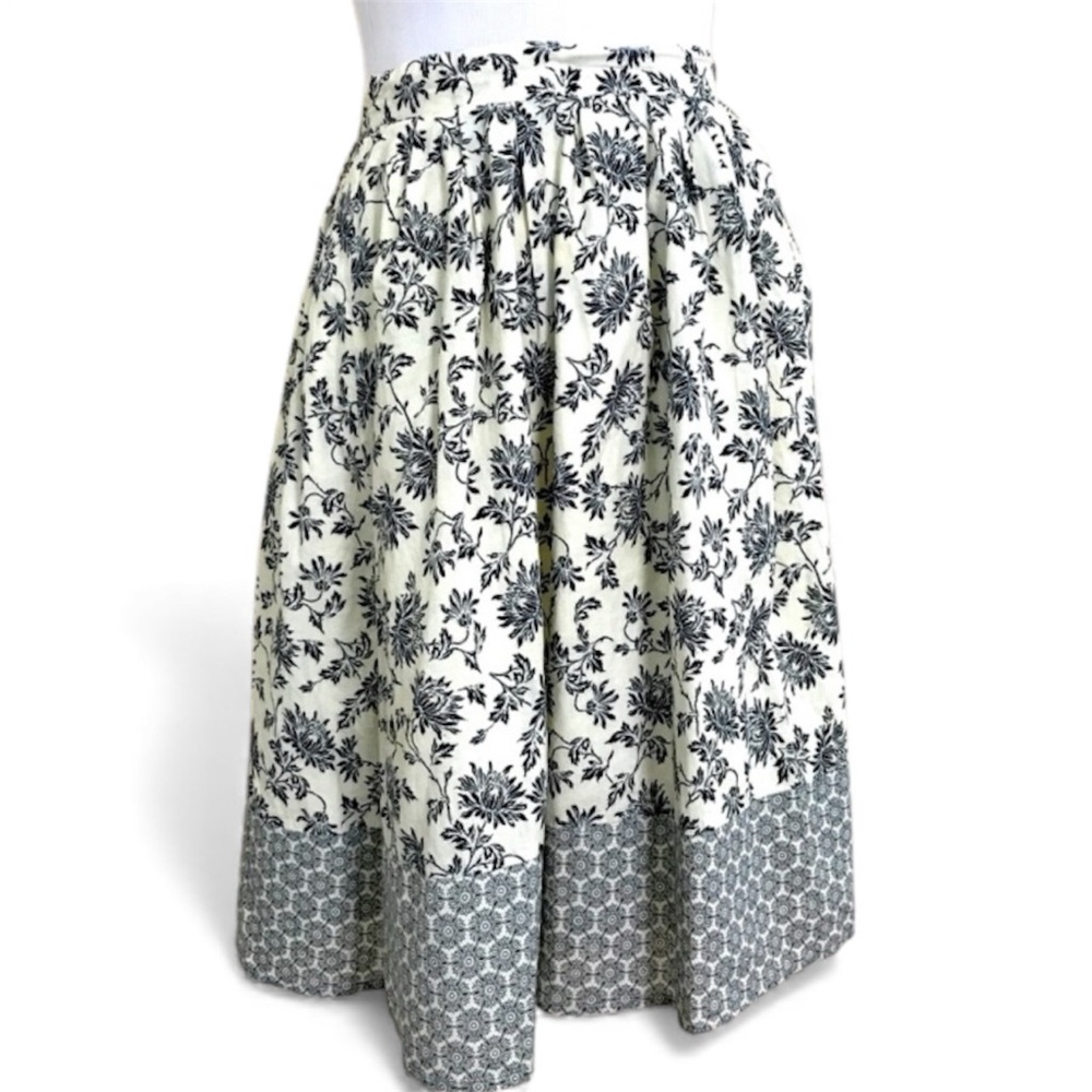 Forever 21 Floral Skirt Cotton Black Cream Small Boho Whimsy cottagecore Summer